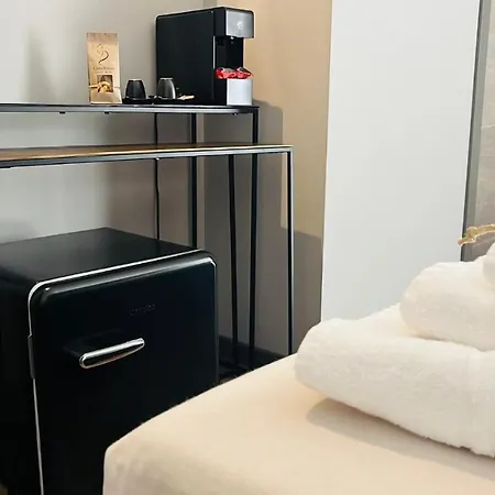 Palazzo Gatto Bianco Otel