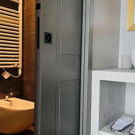 Palazzo Gatto Bianco Otel Bari