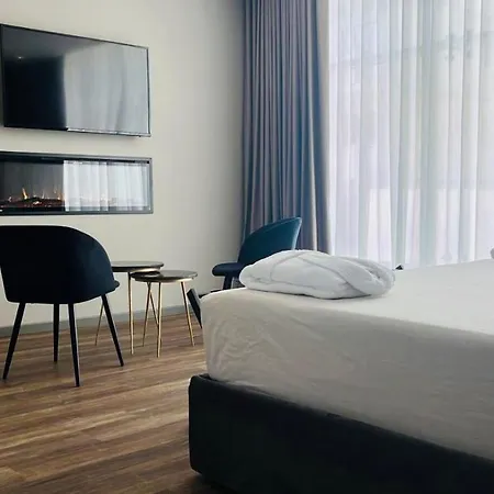 Palazzo Gatto Bianco Готель Барі